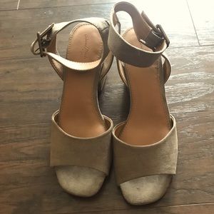 Tan chunky heels